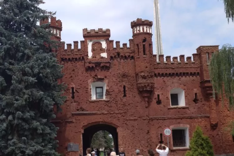 Брестская крепость. Холмские ворота